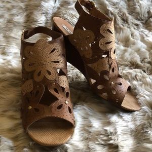 Floral Brown Wedges